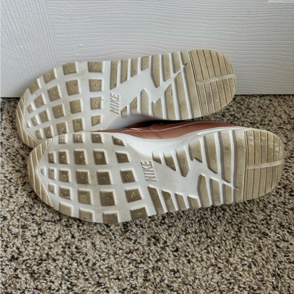 Nike Air Max Thea Metallic Rose Gold Street Sneaker Size 9 - Picture 8 of 14